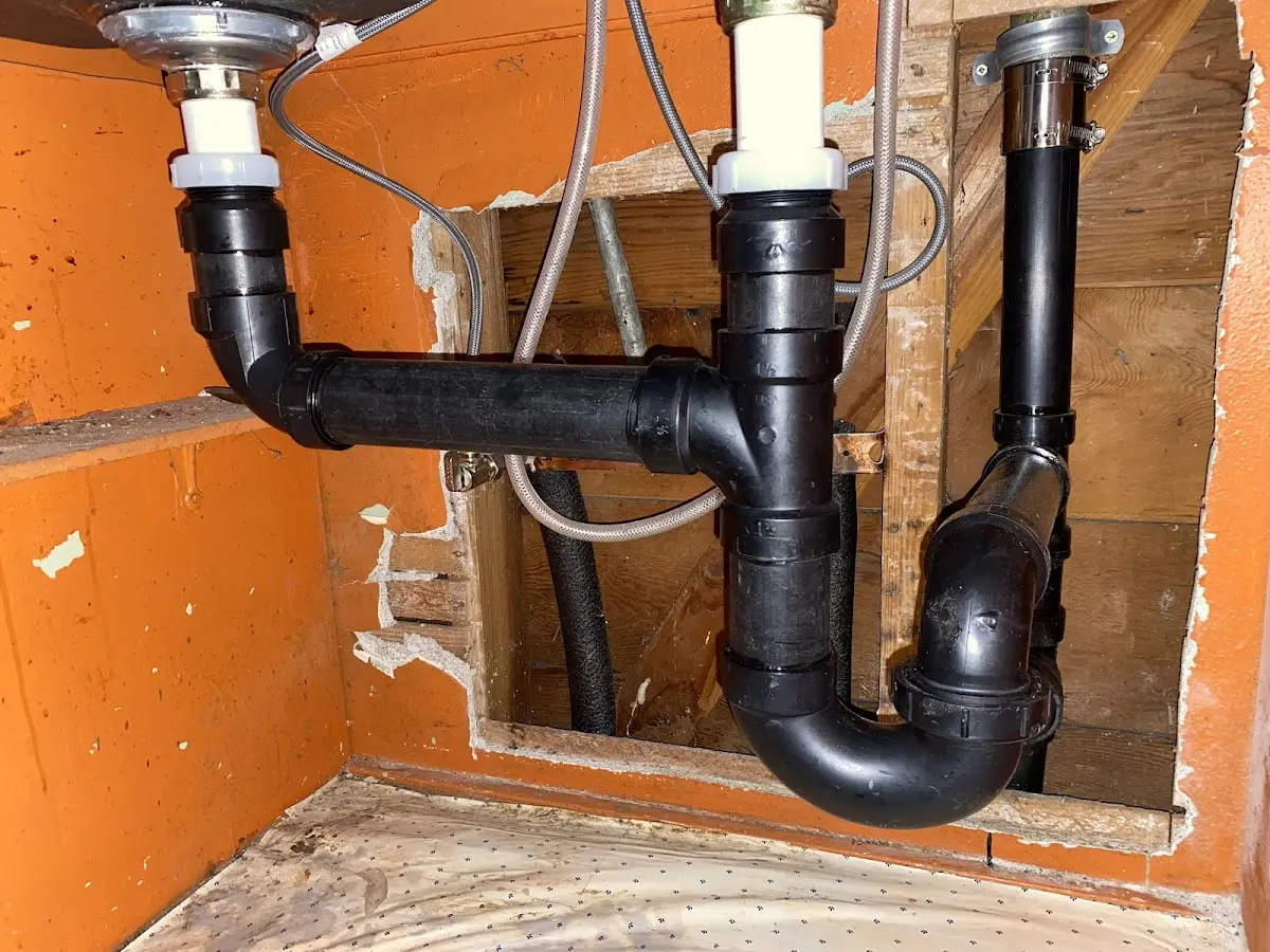 Professional Pipe Bursting equipment and tools on the job in St. Stephens